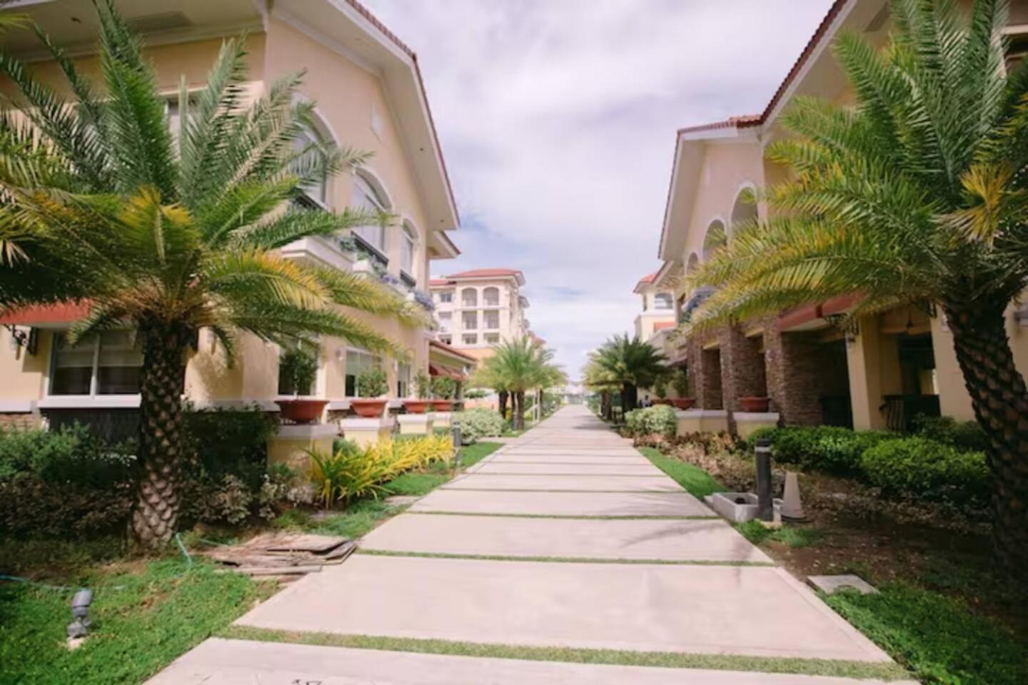 Kara's Suite Cebu Bagian luar foto