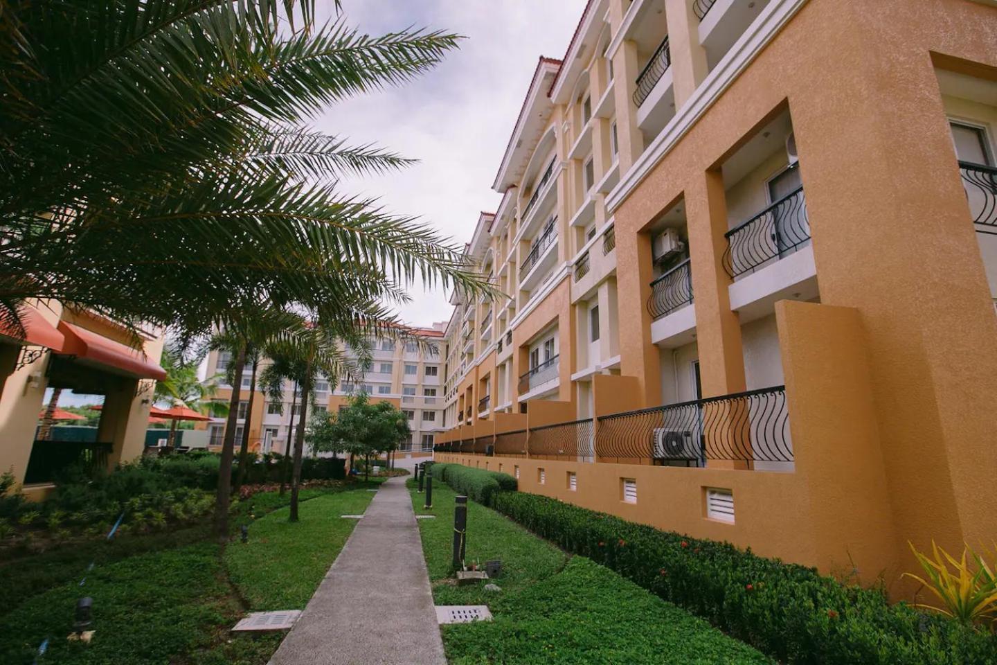 Kara's Suite Cebu Bagian luar foto